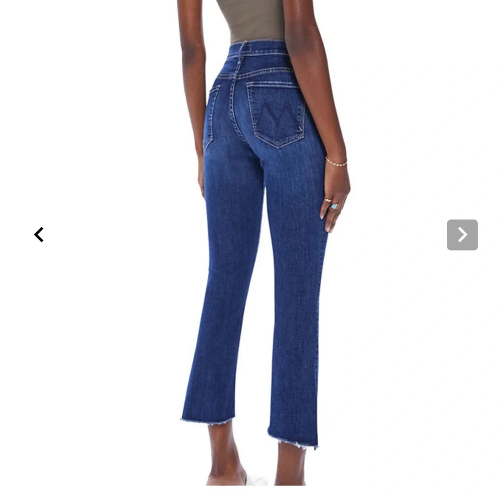 MOTHER JEANS size 25 THE INSIDER CROP STEP FRAY WOMAN TEAMING UP dark wash - Picture 3 of 16